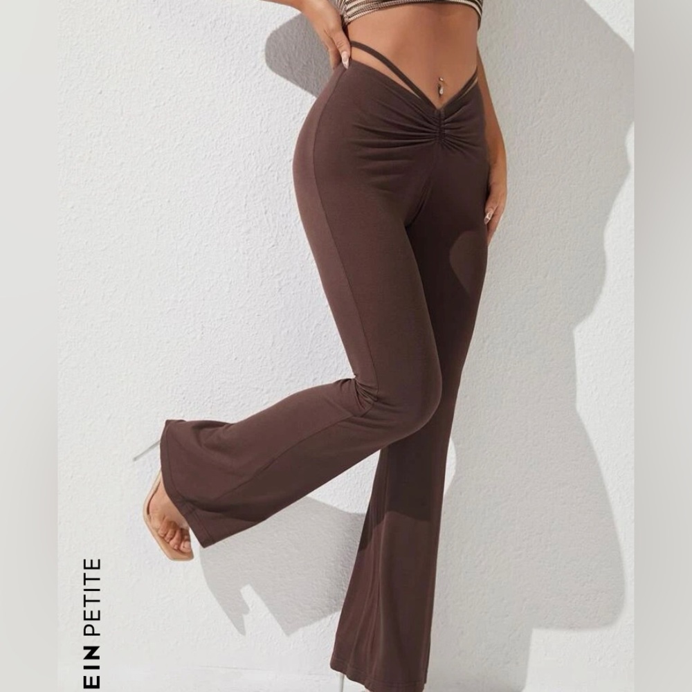 SHEIN pants. Tight fit for medium but look amazing! Size Medium